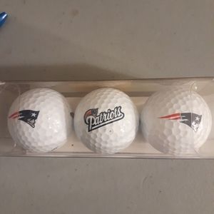 3 collectable golf balls